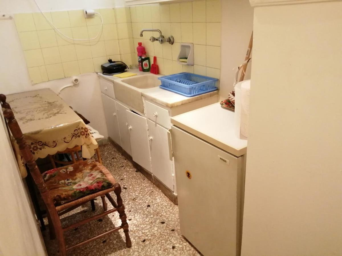 Apt. Patision And Metro Apartman Athén Kültér fotó